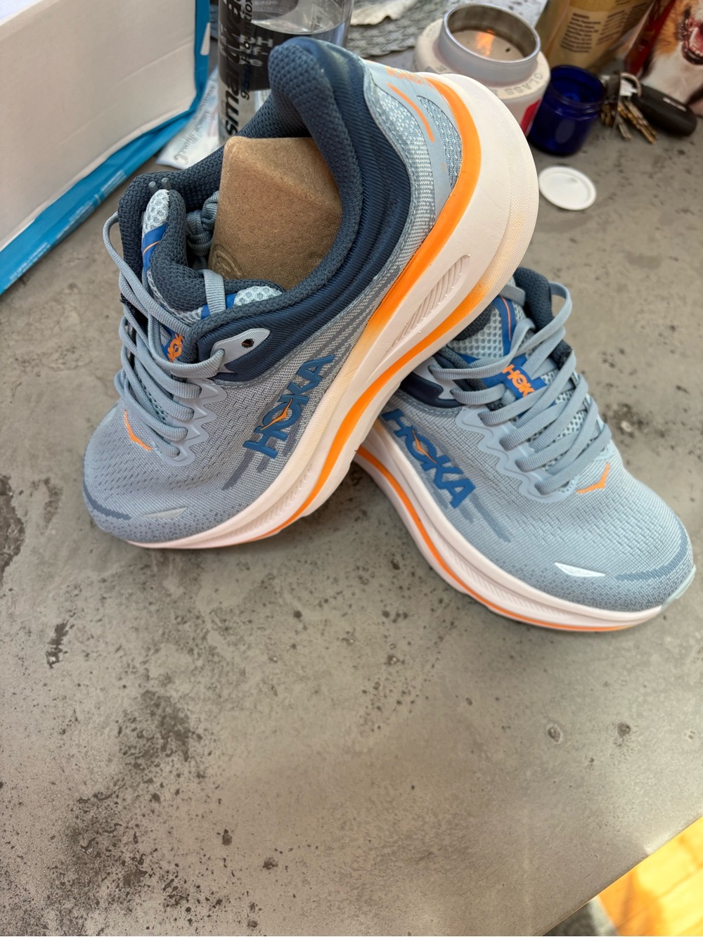 HOKA Bondi 9
Light Blue & Orange Running Shoe - Picture 6 of 7